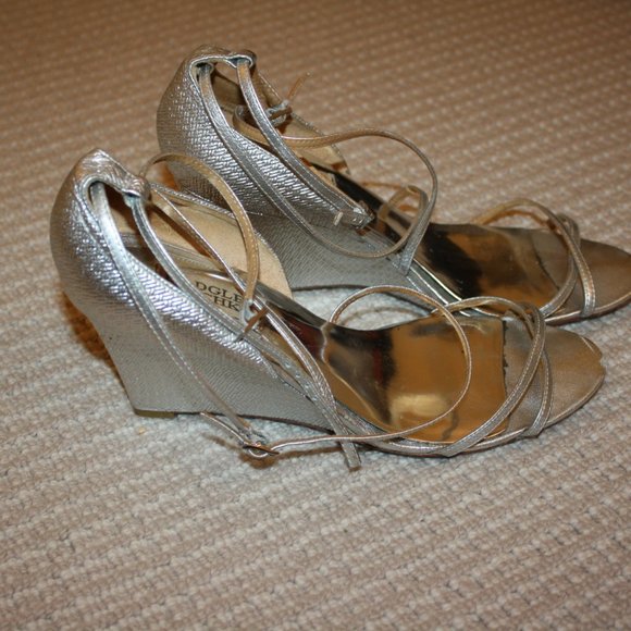 Badgley Mischka Melaney II Silver Wedges - Picture 3 of 6